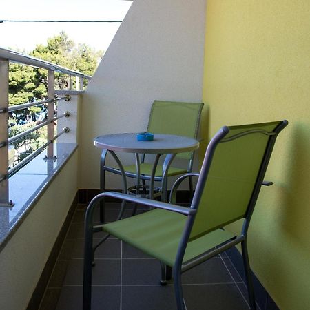 Nemira Sunny Apartments 오미스 객실 사진