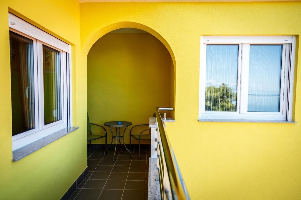 Nemira Sunny Apartments 오미스 객실 사진