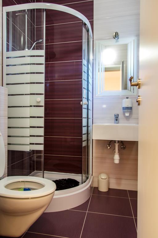 Nemira Sunny Apartments 오미스 객실 사진